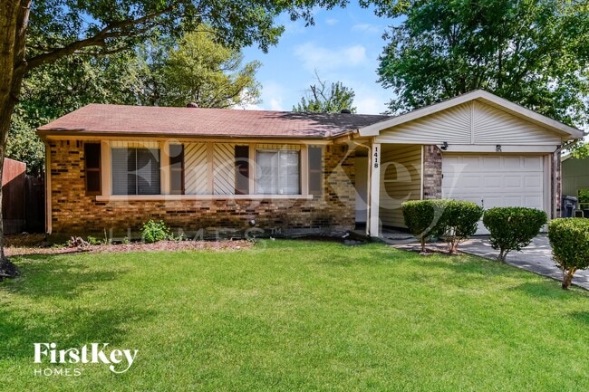 Photo - 1418 Eagle Pass Dr
