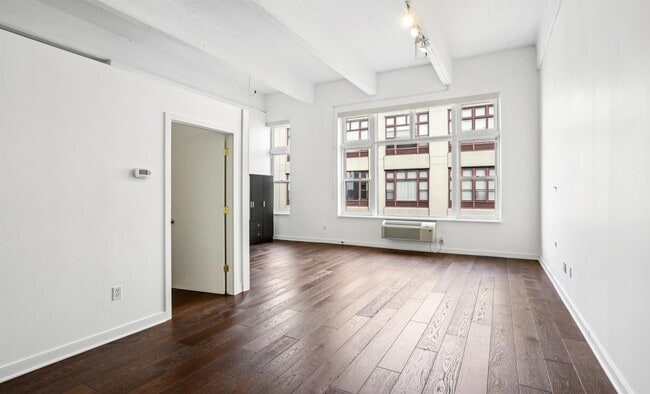 Photo - 1500 Hudson St Unit 11S