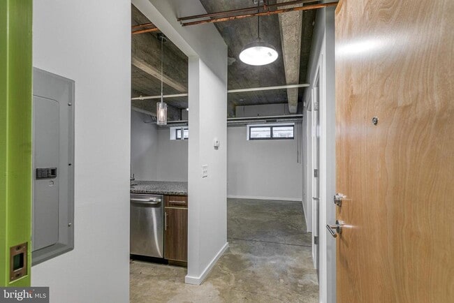 Photo - 4800 Brown St Unit 108