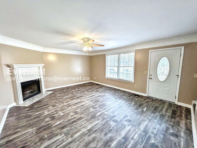 Photo - 2427 Riverstone Dr