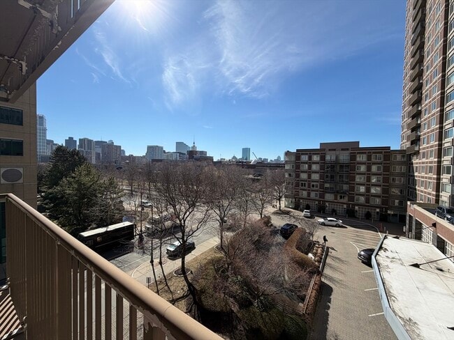 Photo - 10 Museum Way Unit 523