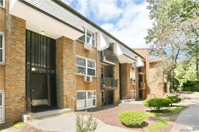 Building Photo - 152 Kearsing Pkwy Unit H