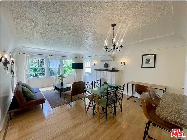 Building Photo - 839 5th St Unit B Rental