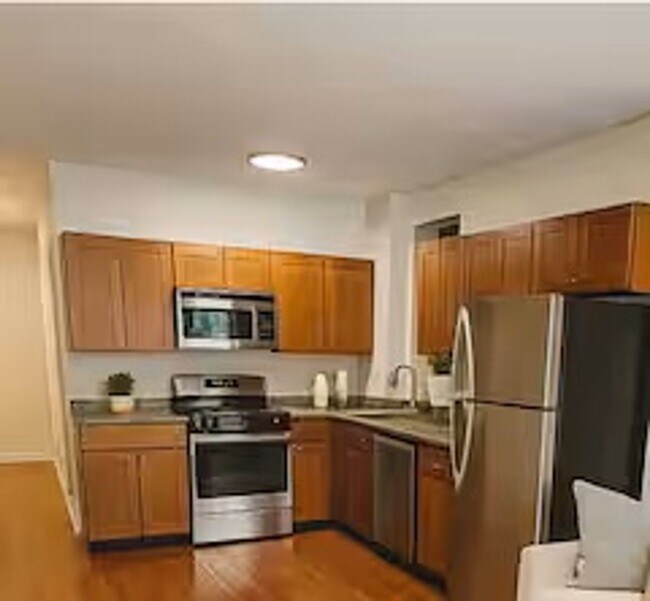 Photo - 674 N 34th St Unit 1