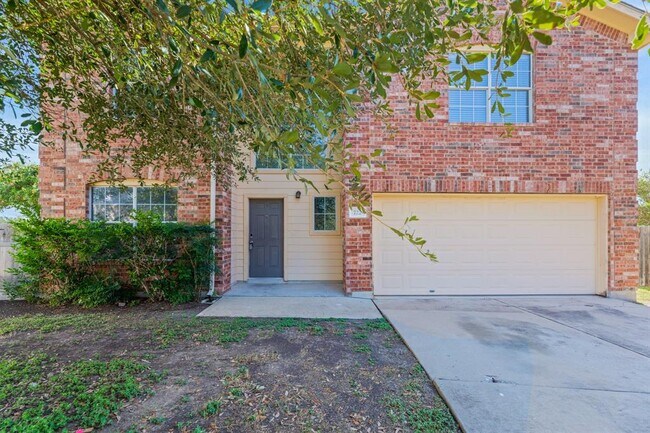 722 Lavaca Loop