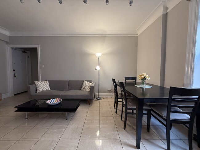 Photo - 1205 W Sherwin Ave Unidad 507