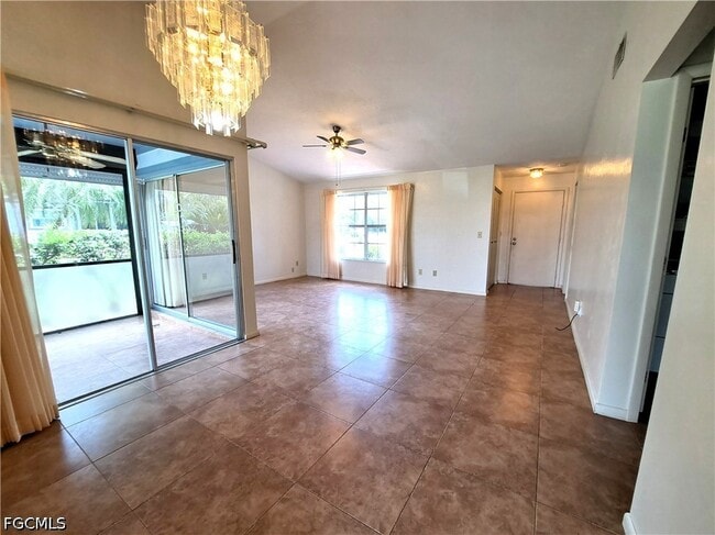 Photo - 10525 Putnam Ct