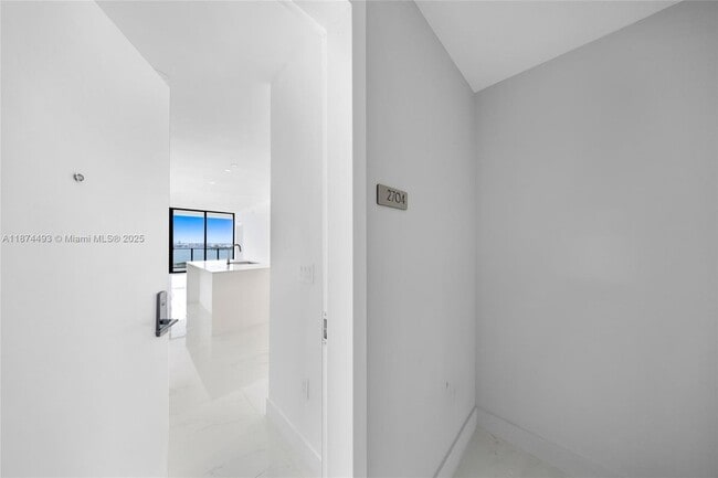 Photo - 700 NE 24th St Unit 2704