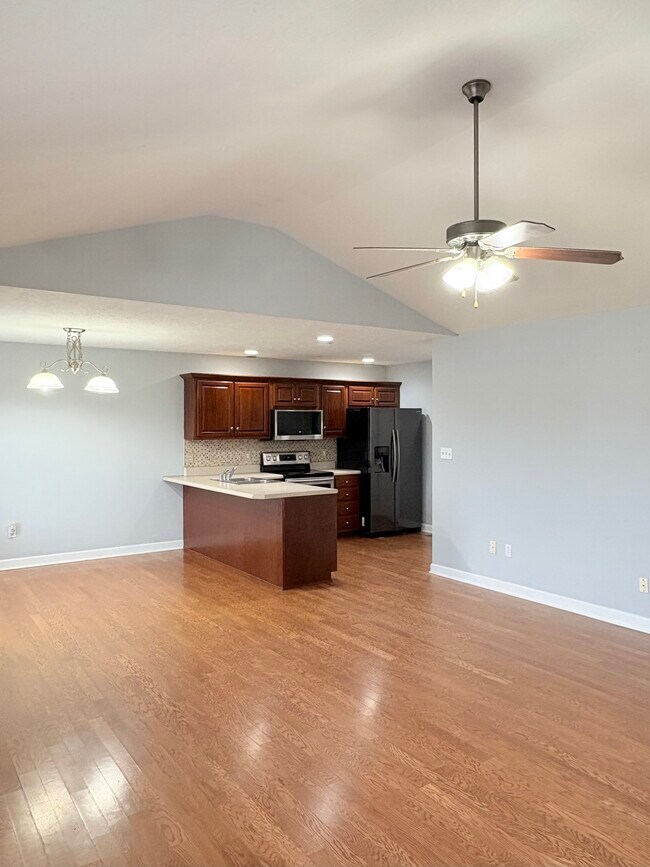 Photo - 567 Aries Ct