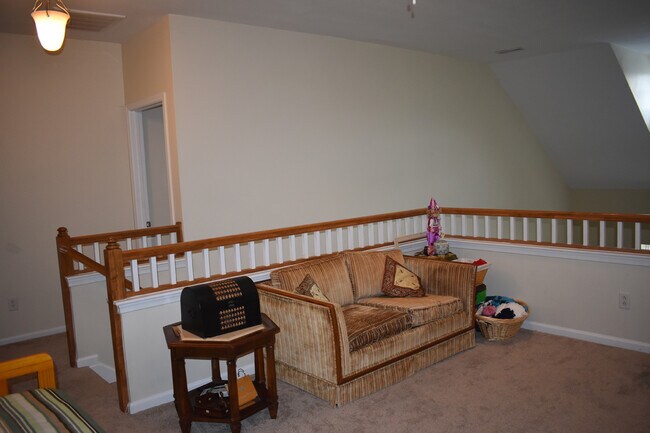 Photo - 1007 RIVERS ARCH