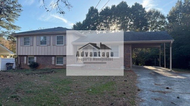 6017 Randy Ln