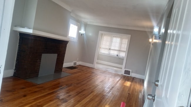 Photo - 16021 Liberal St