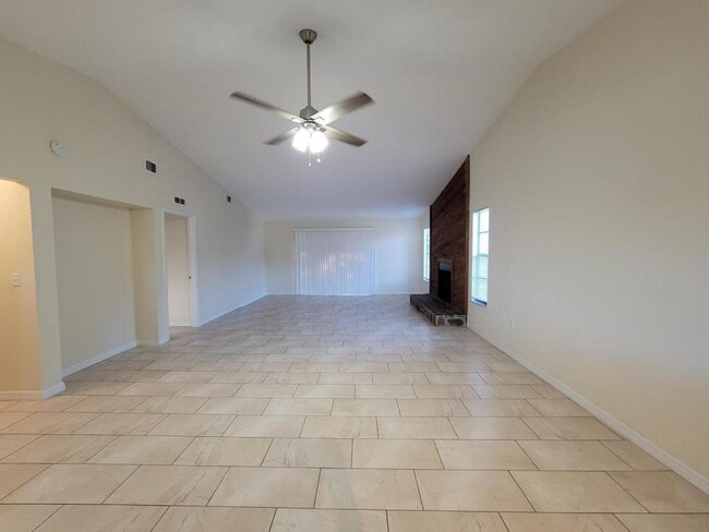 Photo - 7857 Pinehurst Dr