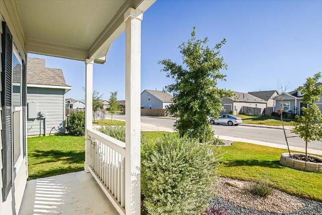 Photo - 108 Akela Wy