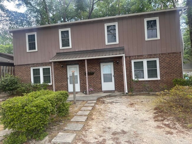 Building Photo - 4403 Lakeside Dr