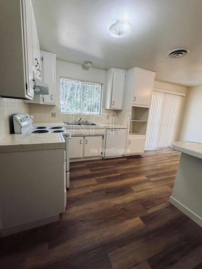 Photo - 8446 N El Dorado St