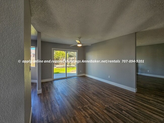 Photo - Recently Updated - Newer Appliances, Flooring, Fixtures - 3-Car Garage - Windsor