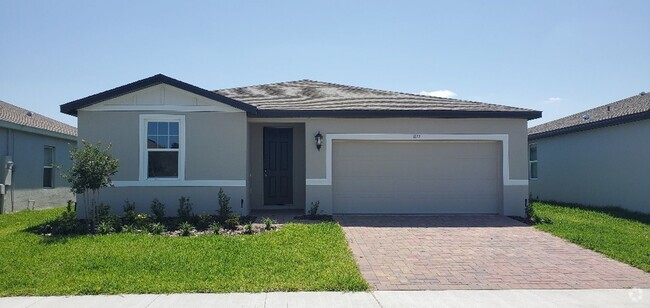 Building Photo - 4-Bedroom, 2.-Bathroom in Winter Haven Rental