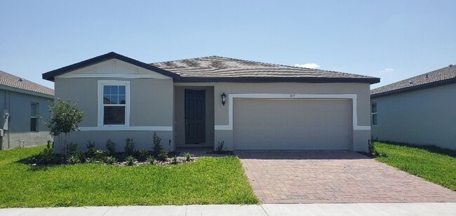 4-Bedroom, 2.-Bathroom in Winter Haven - 4-Bedroom, 2.-Bathroom in Winter Haven House