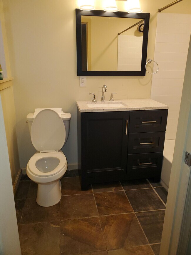 Photo - 2146 N Reese St