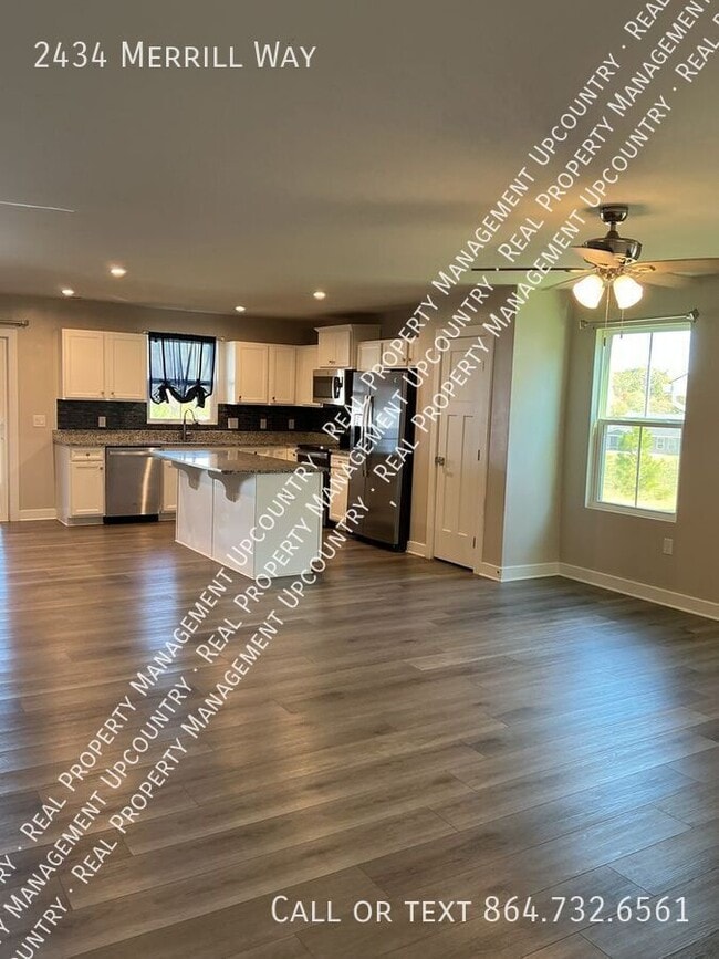 Photo - 2434 Merrill Wy