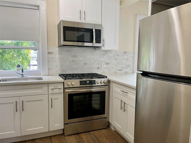 Photo - 47 N High St Unit 2