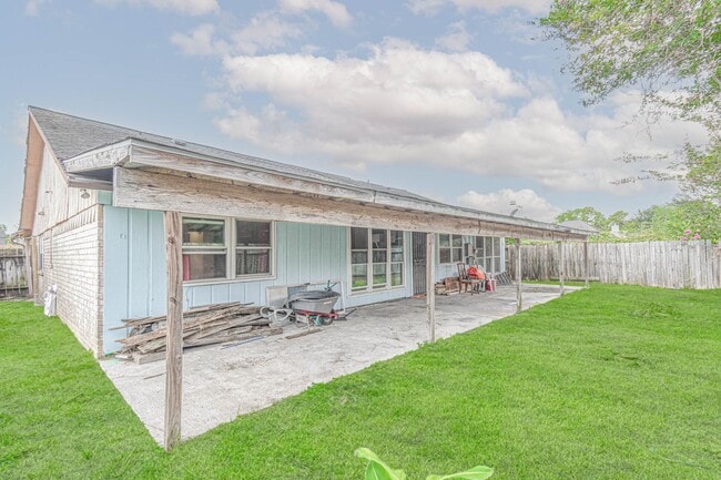 Photo - 12054 Plumpoint Dr
