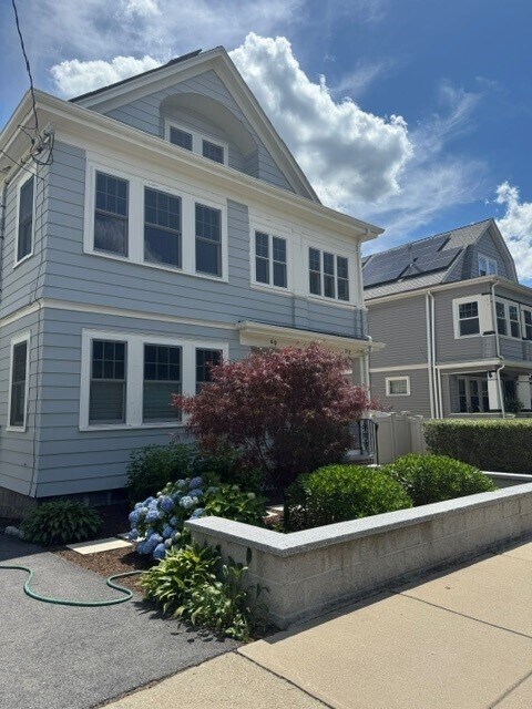Building Photo - 62 Codman Hill Ave Unit 0