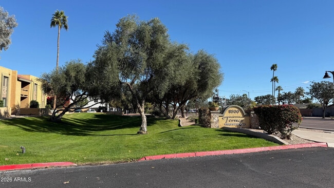 Building Photo - 8500 E Indian School Rd Unit 248