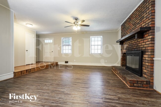 Photo - 3704 Newport Dr