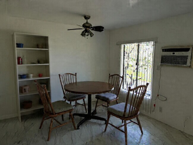 Comedor virtual en escena - Churchill Apartments