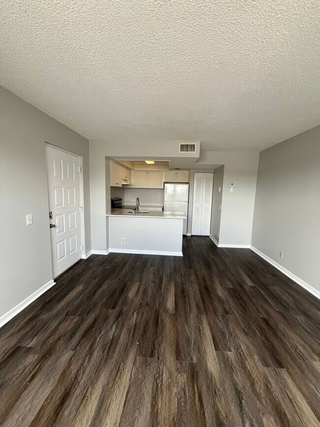 Photo - One Bedroom One Bathroom! WATERFRONT COMMUNITY! Unit 21