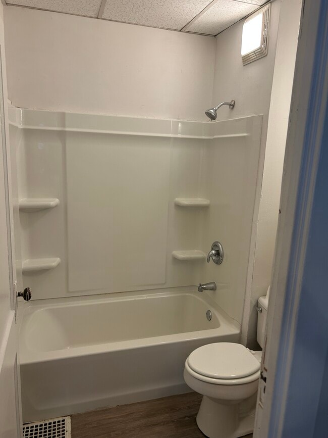 Photo - 1123 W 24th St Unit 1