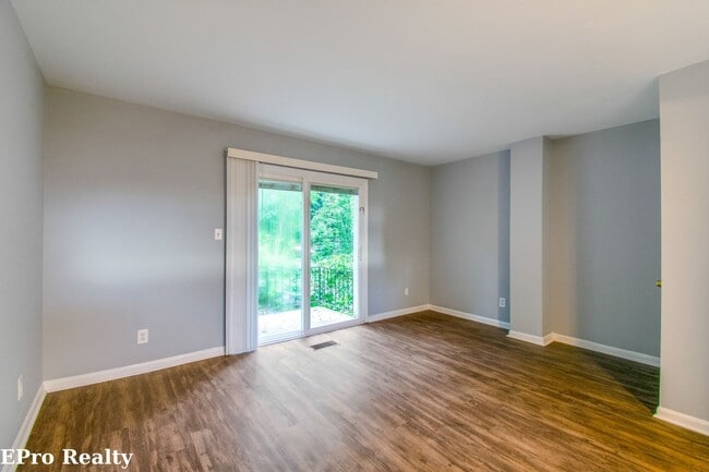Photo - Don’t Miss Out! Look, Lease, and Live Spec...