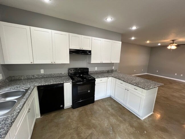 Photo - 2 Bedroom 1 Bath Apartment