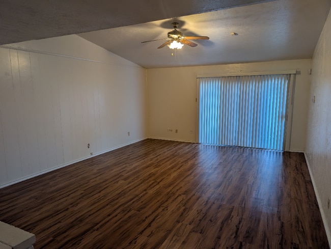 Photo - 144 Crestwood Blvd