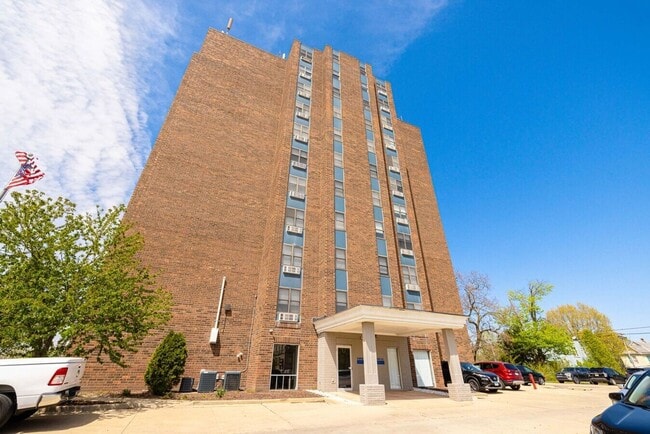 Building Photo - 1505 N Peoria Ave Unit 808 Rental