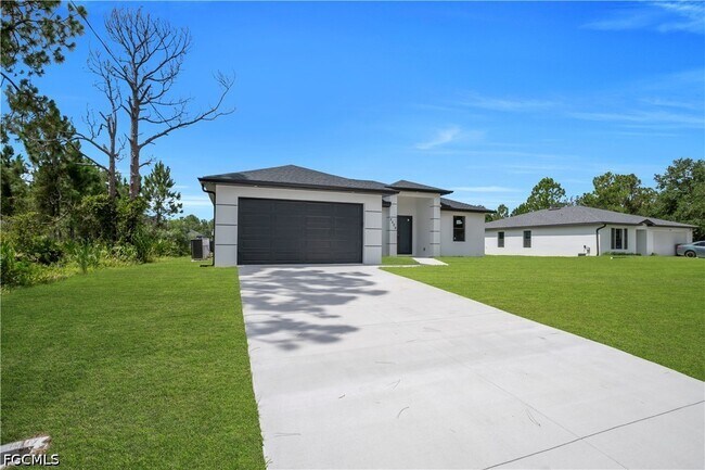 Photo - 2509 50th St W