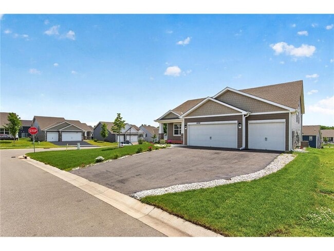 Photo - 18099 Heirloom Ct
