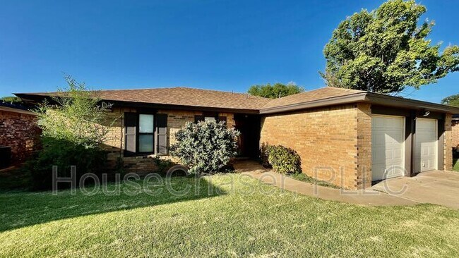 Photo - 3717 102nd St