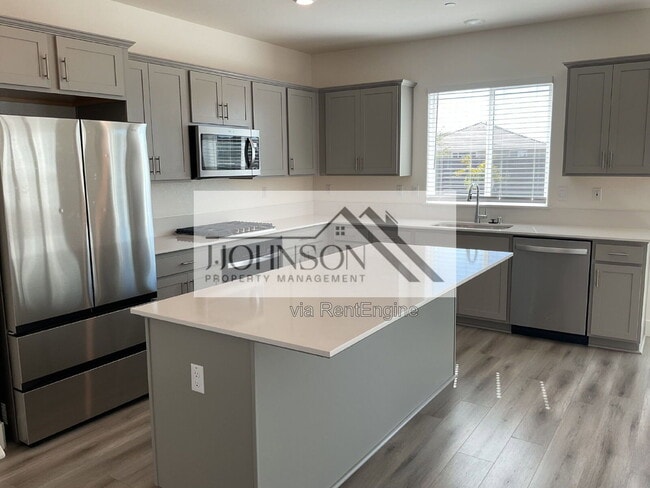 Photo - 1160 Richardson Rd