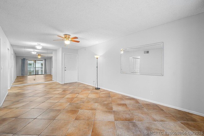 Photo - 120 Cypress Club Dr Unit 231