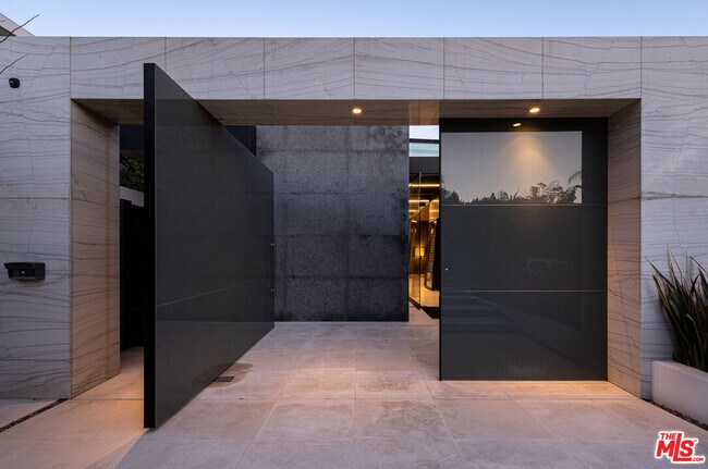 Photo - 1822 Marcheeta Pl