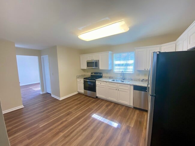 1694 Jeffrey Ln