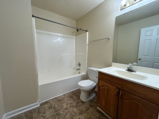 Photo - PRE-LEASE Fall 2025 - Spacious 5 bedroom 4...