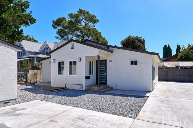 Building Photo - 708 N El Molino Ave