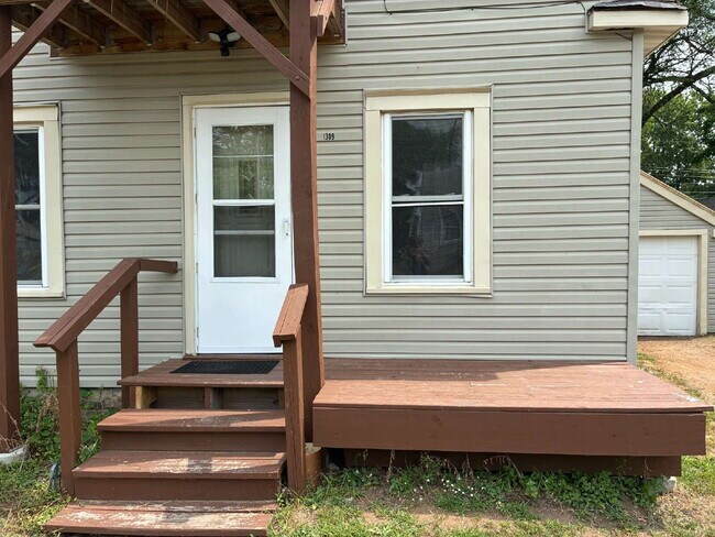Photo - 1 Bedroom, 1 Bathroom, Additional Bonus Room and Detached Garage