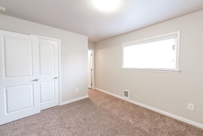 Photo - Cavalier Park Apartments