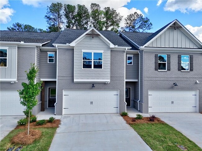 Building Photo - 1446 Fern Ridge Ln