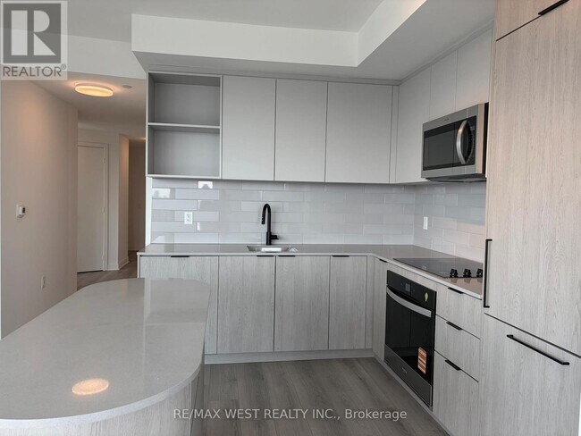 Photo - 1185 Dupont St Unit 1907